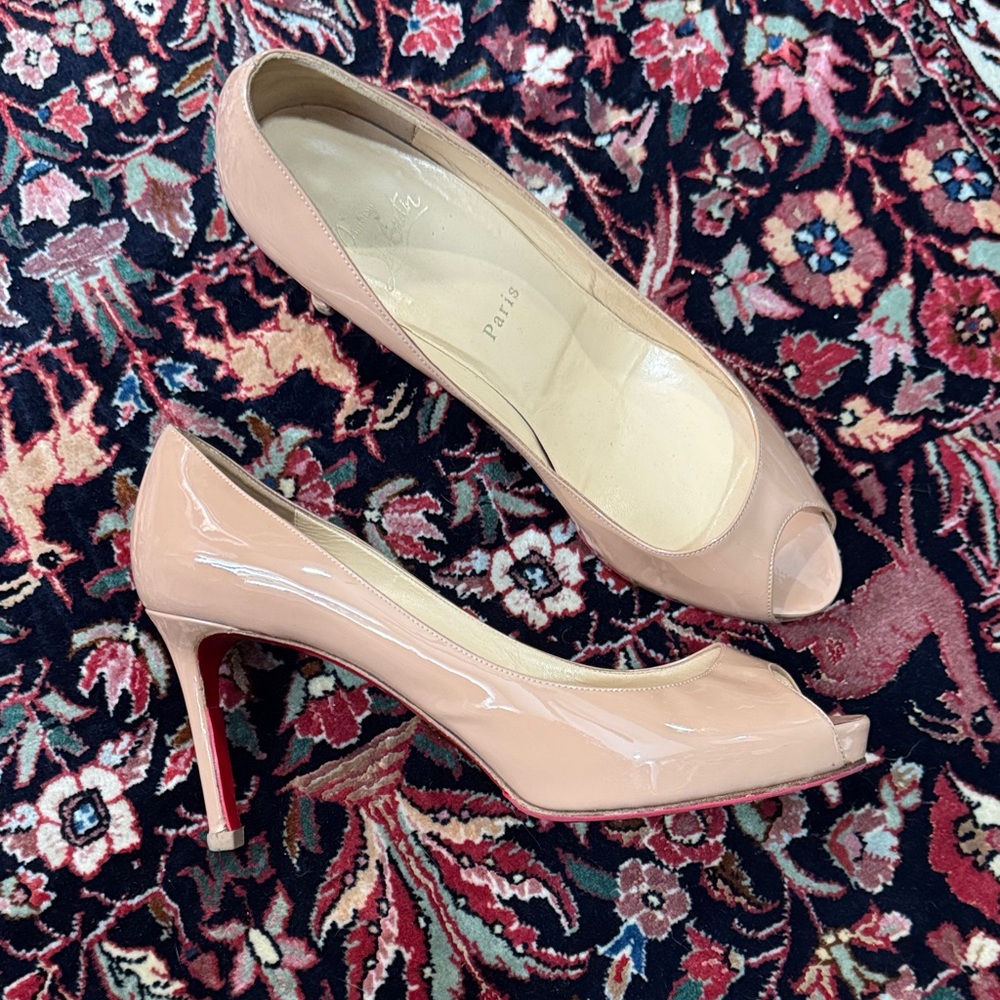 Christian Louboutin Nude Peep-Toe platform pumps